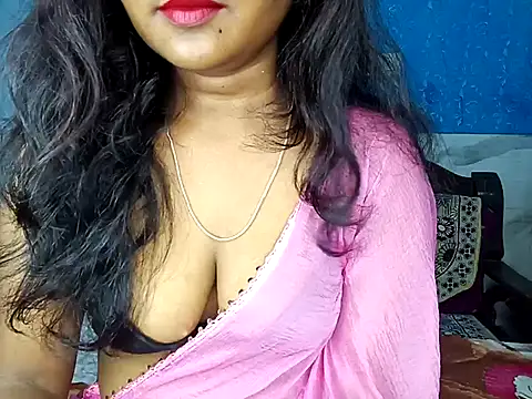 Snapshot of Muktha chatting on 13, 9, 2025 Muktha online show from 13, 9, 2025