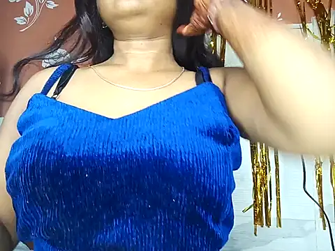 Snapshot of Muktha chatting on 13, 10, 2025 Muktha online show from 13, 10, 2025