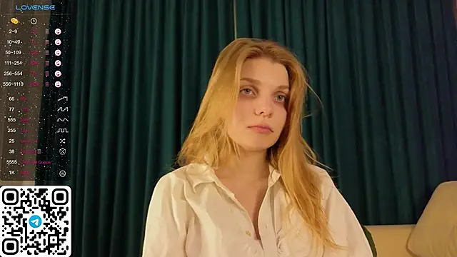 Snapshot of ElswythDecoursey chatting on 28, 12, 2024 ElswythDecoursey online show from 28, 12, 2024