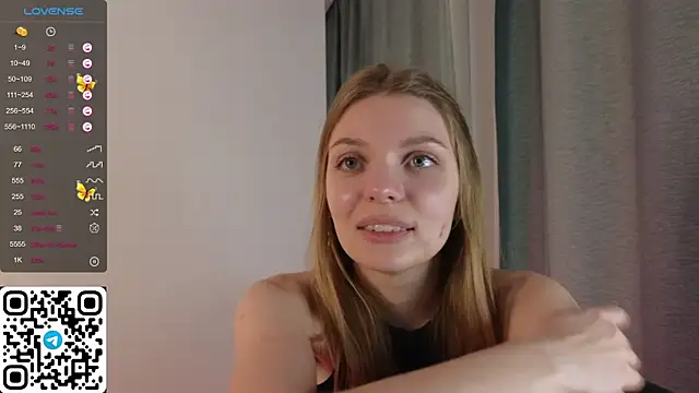 Snapshot of ElswythDecoursey chatting on 2, 2, 2025 ElswythDecoursey online show from 2, 2, 2025