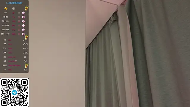 Snapshot of ElswythDecoursey chatting on 11, 2, 2025 ElswythDecoursey online show from 11, 2, 2025