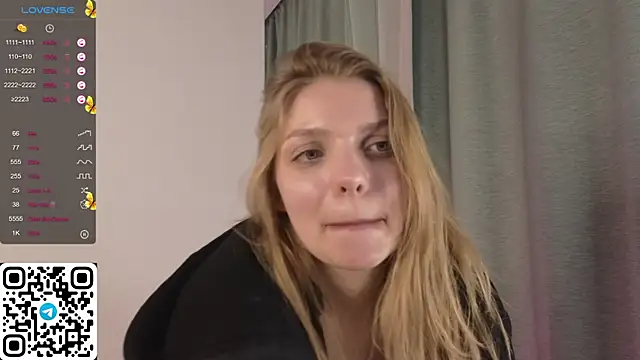 Snapshot of ElswythDecoursey chatting on 15, 2, 2025 ElswythDecoursey online show from 15, 2, 2025