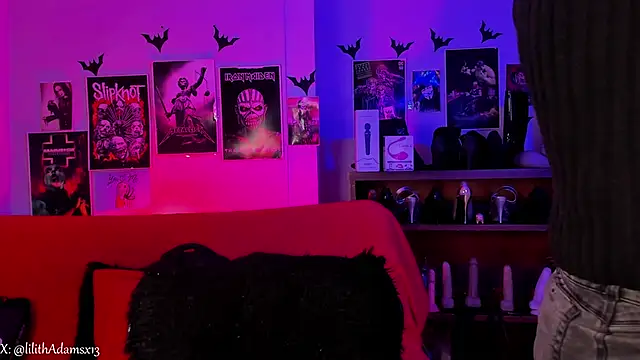 lilith-deveraux online show from 24, 2, 2026