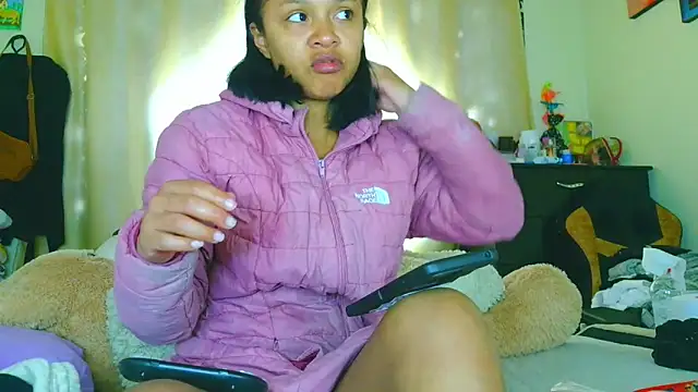 Snapshot of Samary_thomas chatting on 29, 4, 2026 Samary thomas online show from 29, 4, 2026