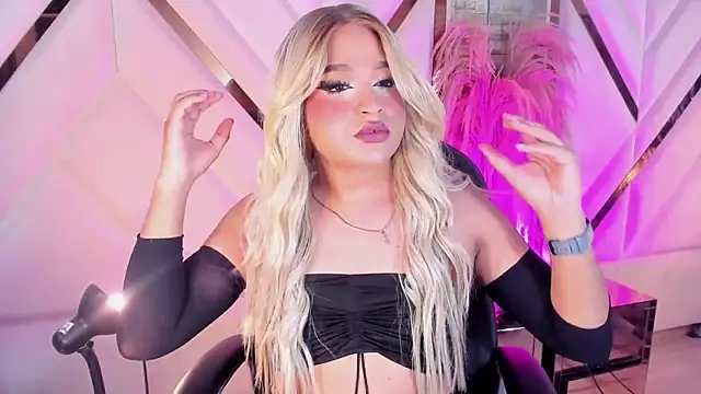 Snapshot of Elody_Preysler69 chatting on 18, 2, 2026 Elody Preysler69 online show from 18, 2, 2026