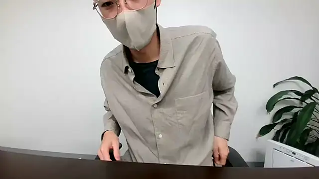 Snapshot of TakuryuJPN chatting on 2, 12, 2024 TakuryuJPN online show from 2, 12, 2024