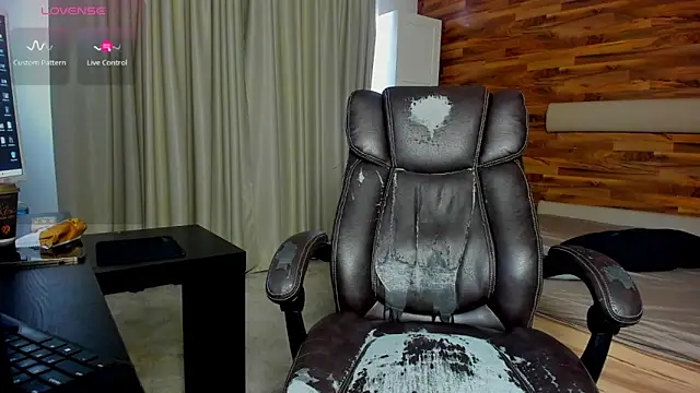 MateoBenjaminX online show from 1, 2, 2026