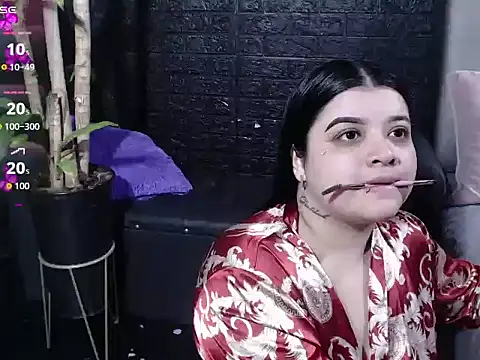 Snapshot of _ValeryStone_ chatting on 9, 10, 2025 ValeryStone online show from 9, 10, 2025