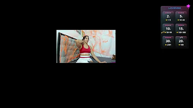 Snapshot of emi_henao chatting on 29, 10, 2025 emi henao online show from 29, 10, 2025