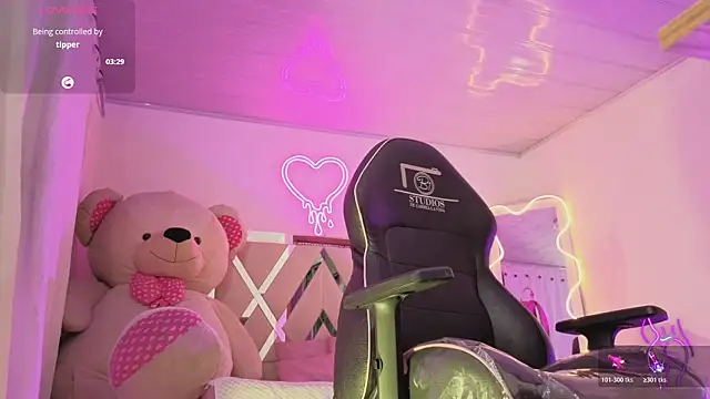 Laylafoxy tay online show from 16, 12, 2025