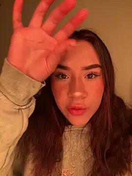 Im Valen Cute online show from 3, 2, 2026