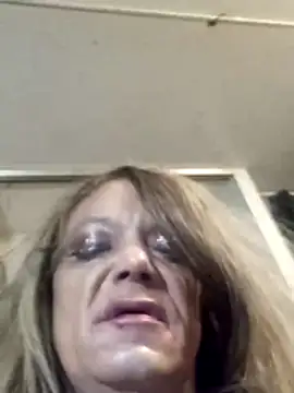 Snapshot of Cumhrd777 chatting on 5, 11, 2025 Cumhrd777 online show from 5, 11, 2025