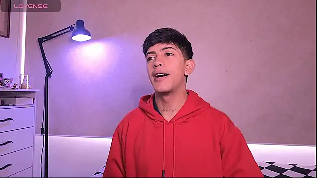 Snapshot of teobowny_ chatting on 4, 2, 2026 teobowny online show from 4, 2, 2026