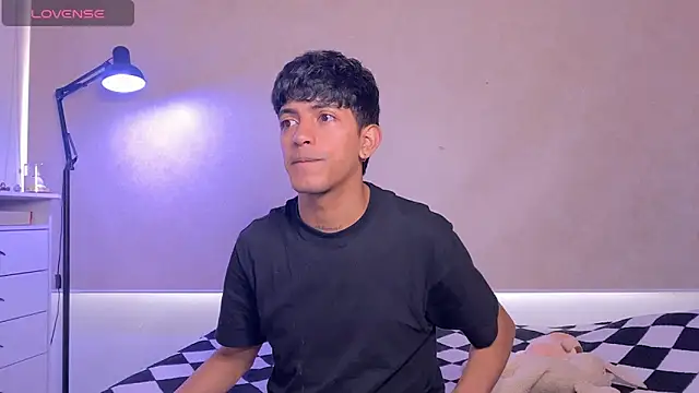 Snapshot of teobowny_ chatting on 23, 2, 2026 teobowny online show from 23, 2, 2026