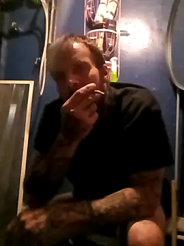 Whipit323 online show from 17, 3, 2026