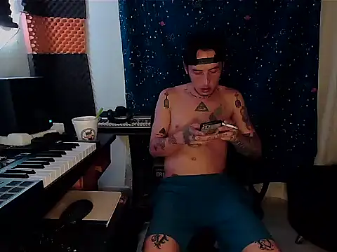 patrik tattoo  online show from 16, 2, 2025