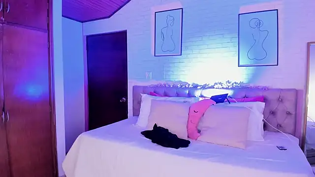 Kitty Pam online show from 19, 3, 2026