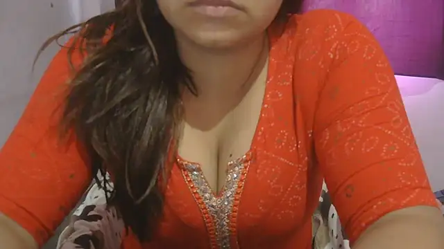 Snapshot of cutie-taara chatting on 21, 7, 2026 cutie-taara online show from 21, 7, 2026