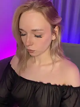 Snapshot of Eva_Millss chatting on 17, 1, 2025 Eva Millss online show from 17, 1, 2025