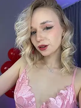 Snapshot of Eva_Millss chatting on 14, 2, 2025 Eva Millss online show from 14, 2, 2025