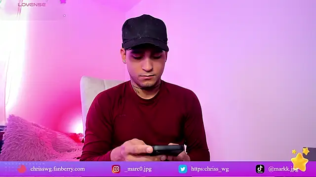 Snapshot of christianwang chatting on 19, 12, 2025 christianwang online show from 19, 12, 2025