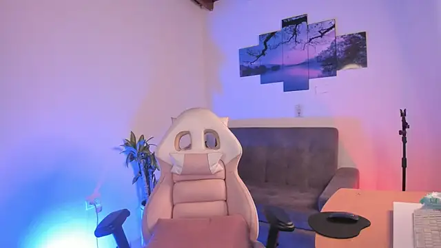 Snapshot of odelei chatting on 28, 2, 2025 odelei online show from 28, 2, 2025