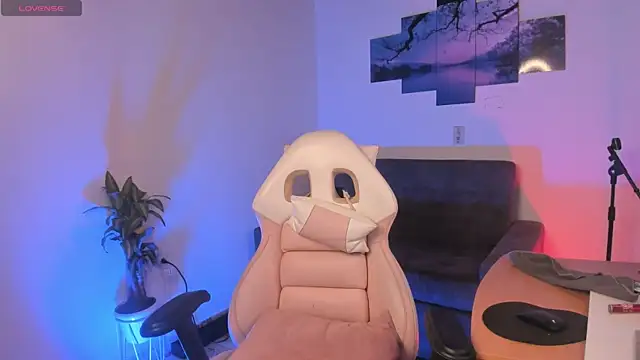 Snapshot of odelei chatting on 8, 3, 2025 odelei online show from 8, 3, 2025