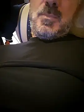 1talianBeutifulCock online show from 12, 11, 2025