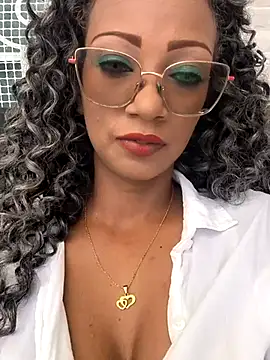 Amaliu  online show from 28, 2, 2025