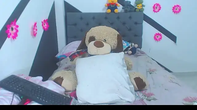 Snapshot of Paris_Squirt_ chatting on 16, 10, 2025 Paris Squirt  online show from 16, 10, 2025