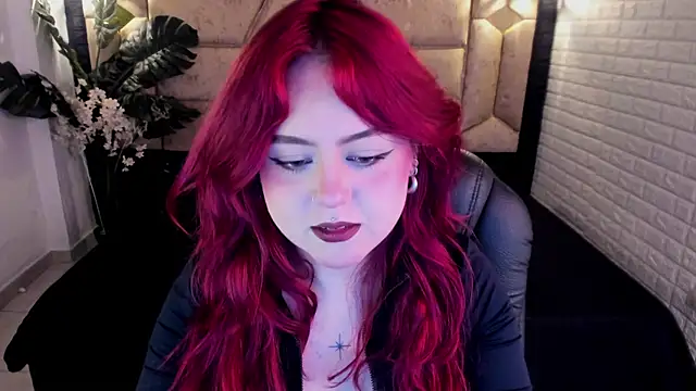 crimson tati  online show from 12, 4, 2026