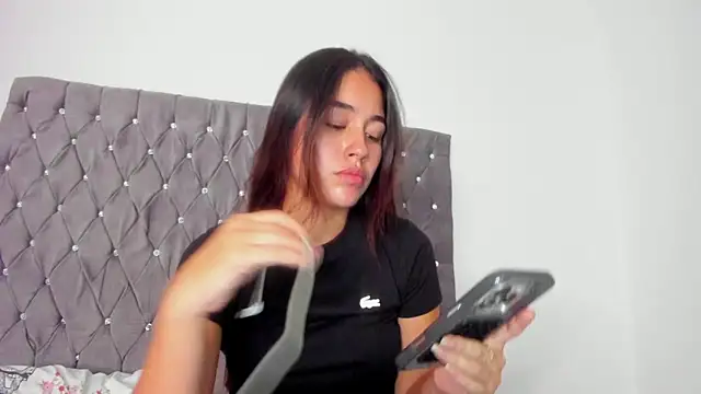 AriaMontgomery online show from 18, 9, 2025