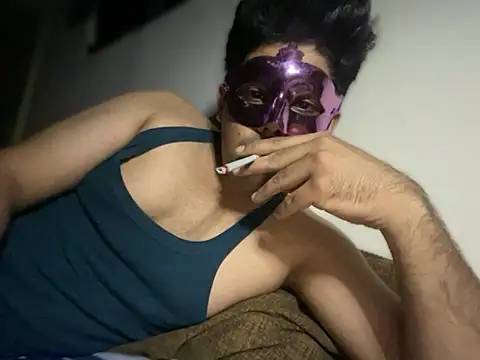 Snapshot of Freebird783 chatting on 3, 11, 2025 Freebird783 online show from 3, 11, 2025