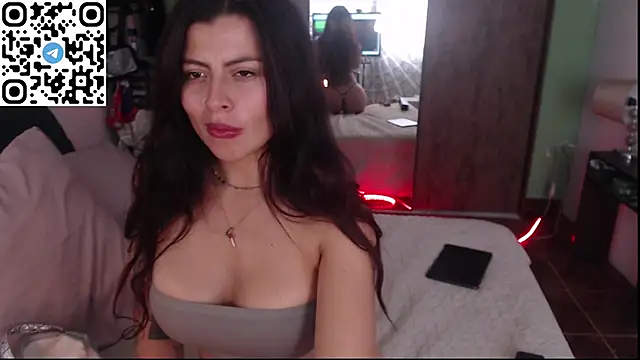 Snapshot of Angie_nova chatting on 15, 9, 2025 Angie nova online show from 15, 9, 2025