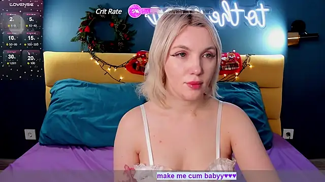 Snapshot of Fluffy_Monica chatting on 13, 12, 2024 Fluffy Monica online show from 13, 12, 2024