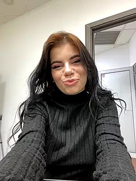 Snapshot of MiriamHazel chatting on 5, 12, 2024 MiriamHazel online show from 5, 12, 2024