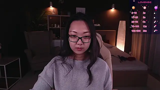 Snapshot of Marine_Vact chatting on 3, 10, 2025 Marine Vact online show from 3, 10, 2025