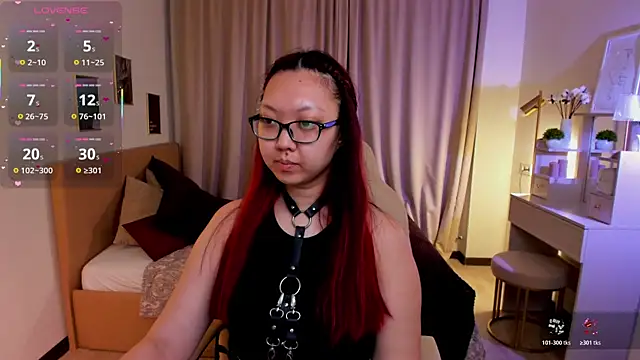 Marine Vact online show from 12, 4, 2026