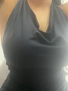 luara1988 online show from 1, 4, 2026