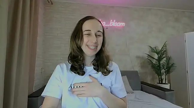 Anika bloom online show from 2, 2, 2025
