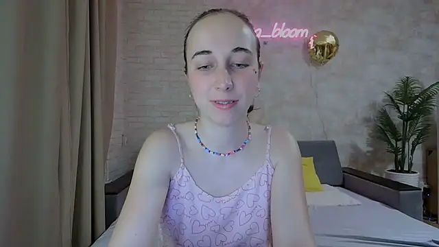 Anika bloom online show from 20, 2, 2025