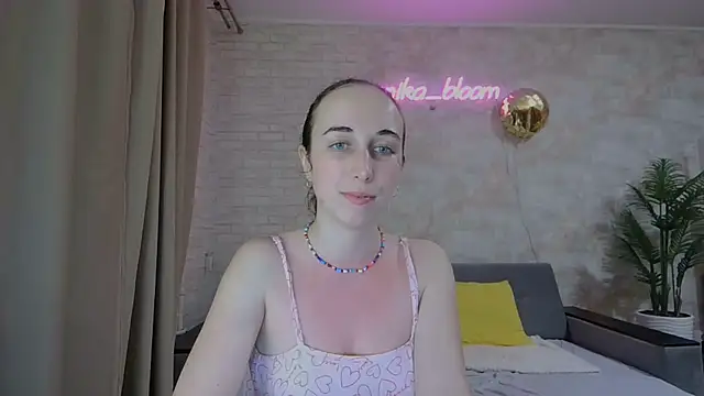 Anika bloom online show from 21, 2, 2025