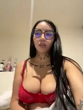 Nickiiiii online show from 16, 3, 2025