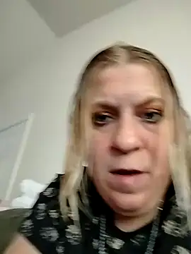 Snapshot of Playmate86 chatting on 25, 2, 2025 Playmate86 online show from 25, 2, 2025