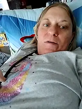 Snapshot of Playmate86 chatting on 27, 2, 2025 Playmate86 online show from 27, 2, 2025