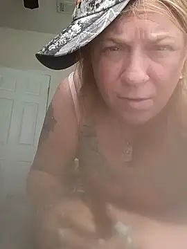 Snapshot of Playmate86 chatting on 16, 3, 2026 Playmate86 online show from 16, 3, 2026