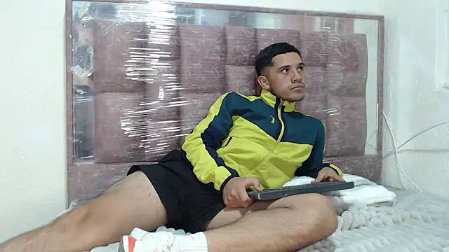 Snapshot of Deportist chatting on 24, 9, 2025 Deportist online show from 24, 9, 2025