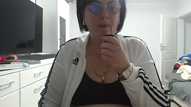 Amandamuller1982 online show from 13, 11, 2025