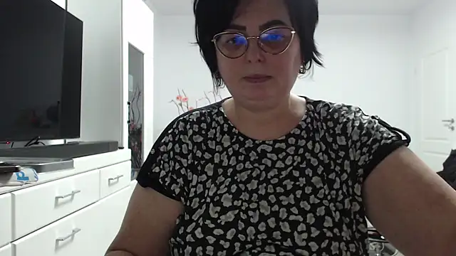 Amandamuller1982 online show from 2, 2, 2026