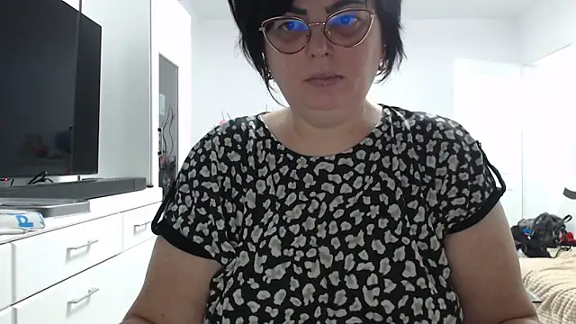 Amandamuller1982 online show from 3, 2, 2026